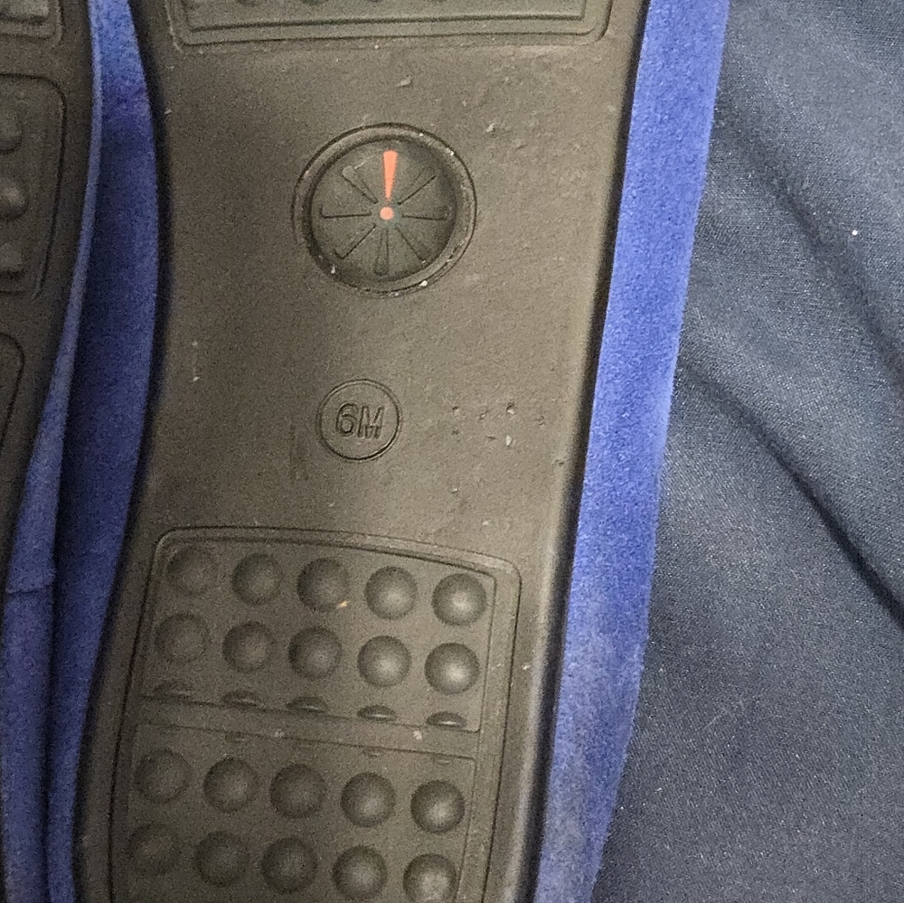 Isaac Mizrahi Blue Suede Loafers - Moccasins - Slip On Driving Shoes - Size 6 - Picture 10 of 10
